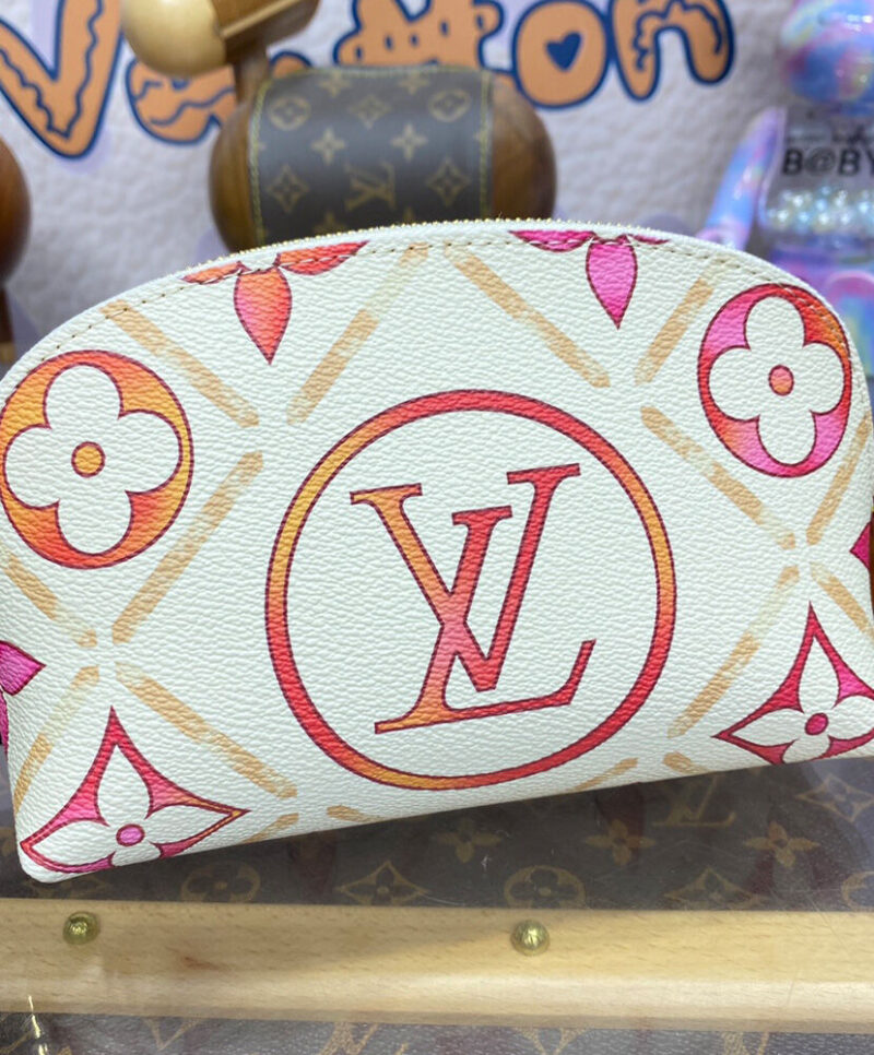Louis Vuitton Pochette Cosmetique PM M11239 Peachblow